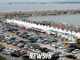 홍원항전어축제1