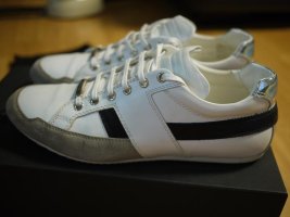 디올옴므스니커즈2