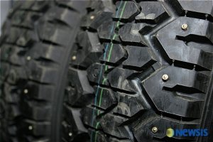 스파이크타이어2