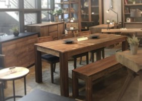 6인용원목식탁4